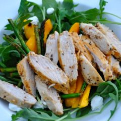 Summer Salad with Chicken, Arugula and Mango